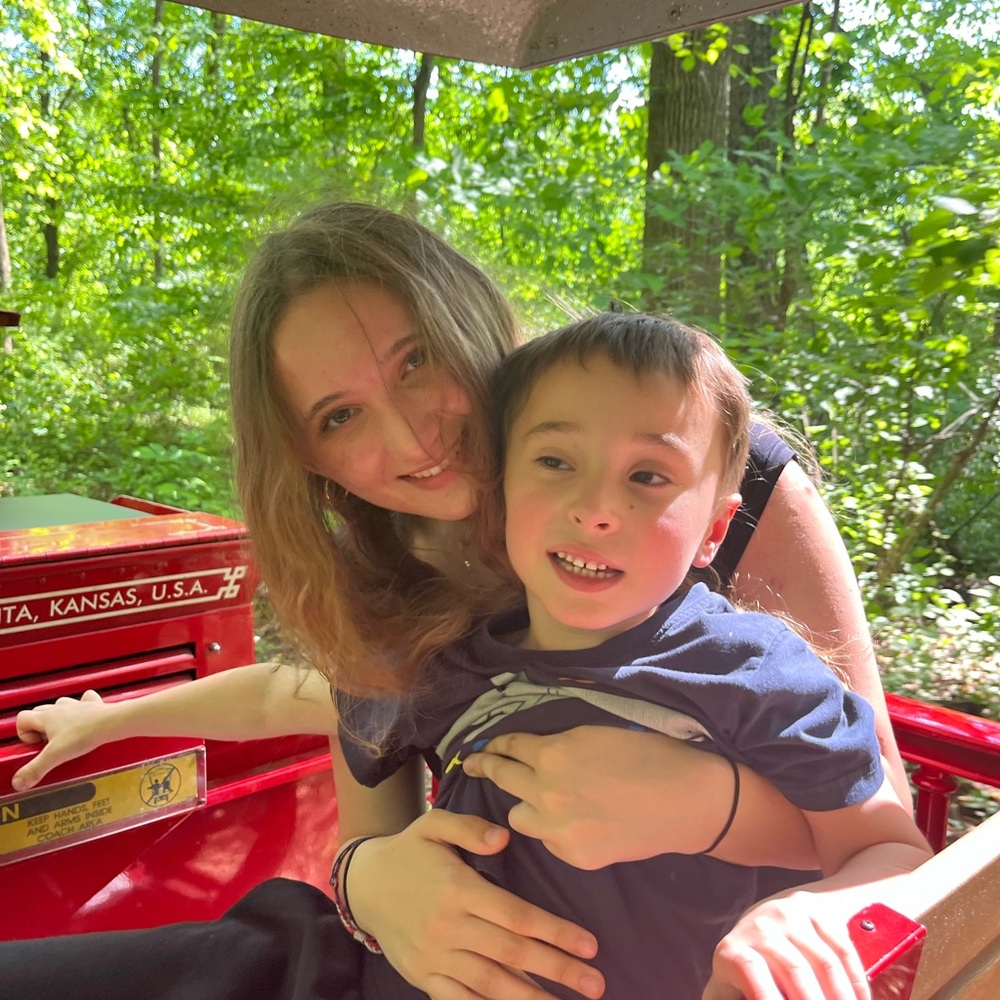 Meet your Posher, Dani